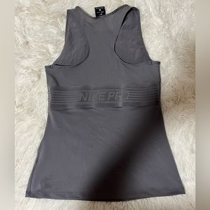 Nike Pro Women’s Small Tank Top Gray